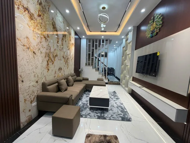 Bán nhà 43m² full thổ cư ngang 3,6m giá 15.6 tỷ tại Phường Khương Đình