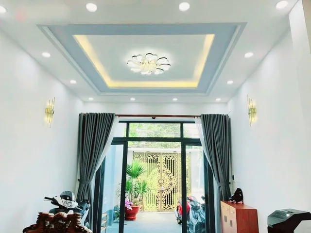 BÁN NHÀ MẶT TIỀN ĐƯỜNG SỐ 4, LINH TÂY - 106m2 - GIÁ 12.5 TỶ