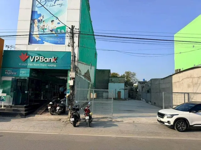 MTKD 10,6x26m Nguyễn Hữu Thọ, TT Bến Lức, khu vực sầm uất, giá 28 tỷ TLCC