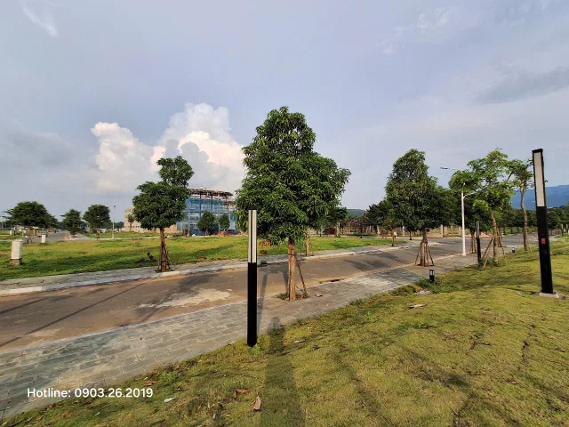 BÁN ĐẤT 100M² CENTREVILLE LƯƠNG SƠN – MT 5M