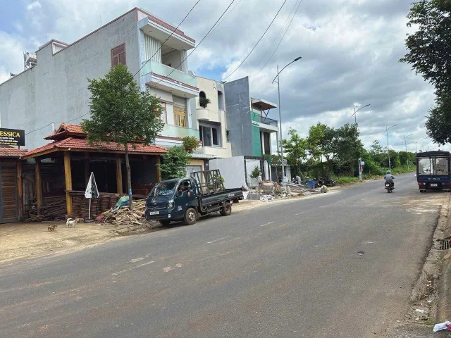 Bán đất 264.7m² có sẵn 255m² thổ cư ngang 10m giá 9.5 tỷ tại Phường Thành Nhất
