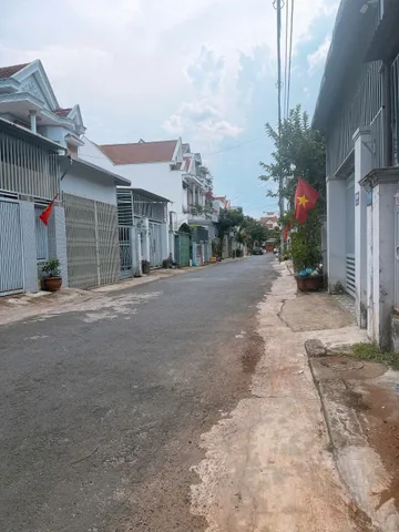Bán đất 111.5m² có sẵn 111m² thổ cư ngang 6m giá 7.6 tỷ tại Phường Tân An