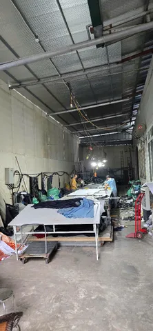 Cho thuê văn phòng nhà xưởng thời trang khép kín.