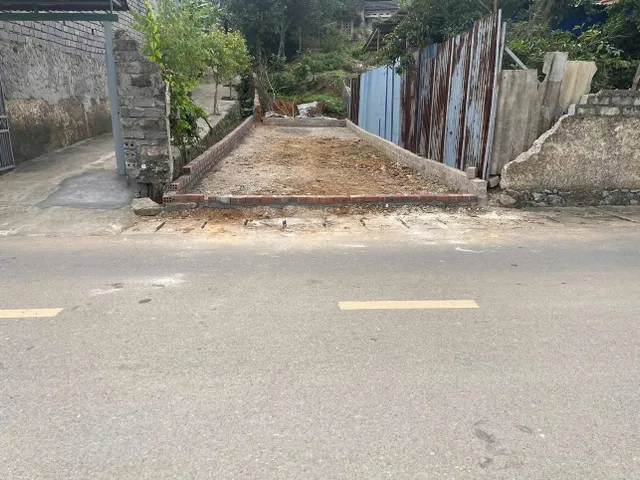 👌🏾👌🏾Chủ đang ngộp – cần tiền xoay gấp!

📐 Diện tích: 80m²
📏 Ngang 4,6m
🚗 Đường trước đất rộng 7m – ô tô tránh nhau
🛍 Buôn bán, kinh doanh cực tốt

💰 Giá anh đưa: 1,45 tỷ
👉 Nhưng đã ngộp thì còn thương lượng mạnh!
Xem đất rồi trả giá – biết đâu 1,