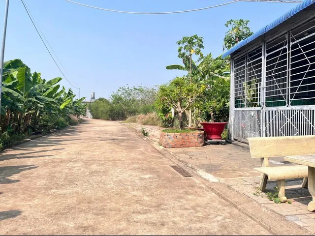 Bán đất 133.6m² có sẵn 133,6m² thổ cư ngang 5m giá 939 triệu tại Xã Trảng Bom