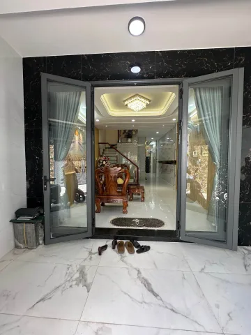 Nhà Phố 4 Tầng Mới Xây   Diện Tích 64m2  Thang Máy Xe Hơi Đậu Cửa Ra Thẳng Phạm Văn Chiêu P8 Gò Vấp