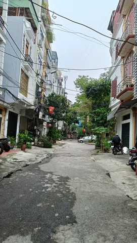 Bán nhà Đền Lừ 1, dt 30m² full thổ cư ngang 3.1m giá 13.7 tỷ tại Đường Đền Lừ 1 Phường Tương Mai (MUA/BÁN BĐS nhắn tin Zalo 0862299066)