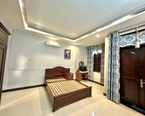 Diện tích lớn - Nhà đẹp Huỳnh Tấn Phát - 3 tầng kiên cố - Full nội thất - 7.x tỷ