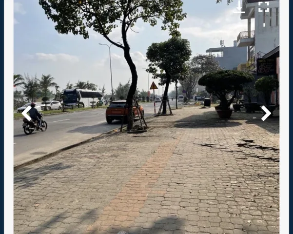 Thanh Khê, ViLa 2 tầng mặt tiền nguyễn tất thành đối diện bãi tắm