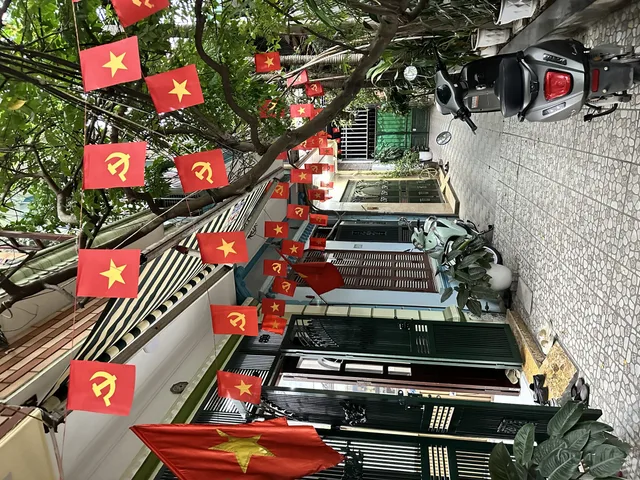 Bán nhà 41m² full thổ cư ngang 4,5m giá 8.3 tỷ tại Đường Giải Phóng Phường Định Công
