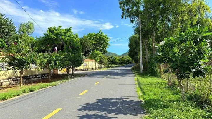 HÀNG NGỘP BÁN LÔ ĐẤT NGAY MẶT TIỀN ĐƯỜNG VEN BIỂN VŨNG TÀU BÌNH CHÂU