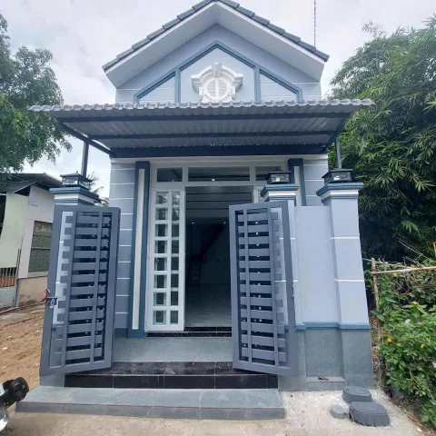 Vỡ nợ bán gấp nhà 112m2 Giá 690tr SHR Xã Trung Lập Hạ Củ Chi .