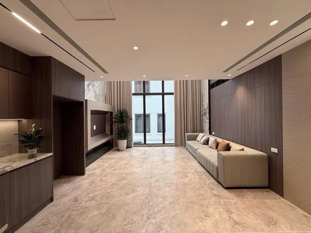 BÁN NHÀ PHỐ ĐỘI CẤN, BA ĐÌNH 55m² 7 TẦNG THANG MÁY, OTO VÀO NHÀ 23.8 tỷ
Ngày đăng