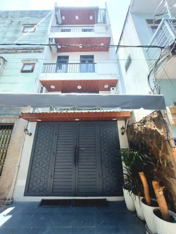 Nhà 43m2 sát mặt tiền Lê Văn Duyệt , P.1, Bình Thạnh. SHR