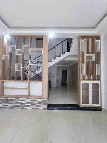 BÁN NHÀ 2 TẦNG GẦN BIỂN - ĐƯỜNG HÒA MINH 14)