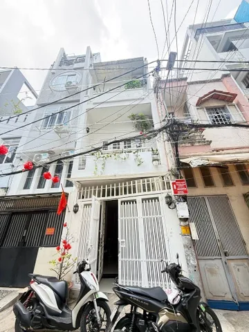 Nhà bán phùng văn cung phú nhuận 4 tầng sổ hồng riêng