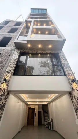 SIÊU PHẨM VIỆT HƯNG - KHẲNG ĐỊNH ĐẲNG CẤP - VỪA Ở VỪA KINH DOANH - CHỦ XÂY TÂM HUYẾT, THIẾT KẾ THI CÔNG TỈ MỈ.