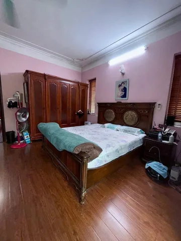 Bán Nhà Lạc Long Quân. Tây Hô. Lô Góc. Ô Tô. DT 100m2. MT 7.9m. 5 Tầng. Giá 45.2 Tỷ.