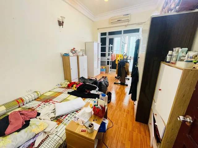 Bán Nhà Vạn Phúc. Ba Đình. Ô Tô. DT 30m2. MT 3.5m. 4 Tầng. Giá 10.4 Tỷ.