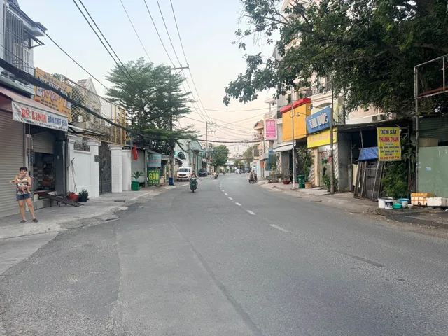 Bán nhà 88m² full thổ cư ngang 4m giá 7.6 tỷ tại Đường Lâm Thị Hố Phường Trung Mỹ Tây