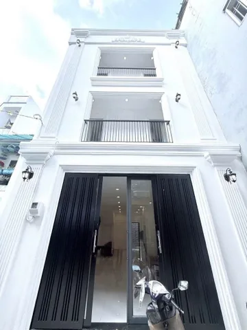 Nhà 4 Tầng Lạc Long Quân, Tân Bình – 67m2 (6x11m) – Full Nội Thất – Giá 8.x Tỷ