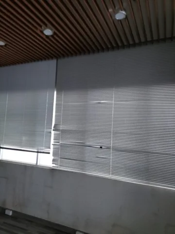 Cho thuê văn phòng L 2 cao ốc Khánh Hội 360 A P.1, Q. 4 cũ với 4 nhất (nhỏ, đẹp, an toàn, giá rẻ- khoảng giá 22.5 triệu/DT:  70 m2).: