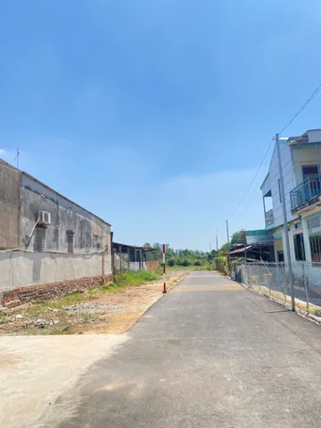 Đất bán Trảng Bom gần khu du lịch GIANG ĐIỀN lô góc ngay mặt tiền đường lớn , xây dựng tự do