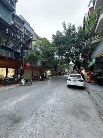 Bán Nhà Mặt Ngõ 3 OTO Tải Tránh Nhau, 43m mặt kinh doanh cực đỉnh. Trung tâm Đống Đa