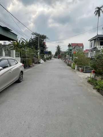 🚨 CỰC HIẾM – LÔ GÓC HOA ĐỘNG TRỤC NHỰA – GIÁ CHỈ 3 TỶ 2xx .l/h :076.231.9990 em Thúy 
💥 Lô góc đẹp không có lô thứ 2 trong khu!
💥 Vị trí ngay sau BTL Hải Quân – trung tâm phát triển mạnh
📐 88m² vuông vắn
🚗 Đường nhựa ô tô tránh nhau
🛍 Gần chợ – hành 