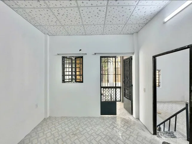 NHÀ DĨ AN SỔ RIÊNG MÀ GIÁ SỔ CHUNG - 44M2 2 TẦNG - KO QUY HOẠCH KO LỘ GIỚI - 2,1 TỶ