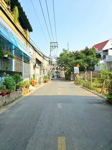 🚗 BÁN NHÀ 3 TẦNG - 104M2(4*26), HOÀN CÔNG - 4PN, 4WC - KHÔNG QH -  NHÀ HẺM XE HƠI - GẦN CHỢ, QL1K, GẦN LÀNG ĐHQG. P LINH XUÂN, THỦ ĐỨC.(6)