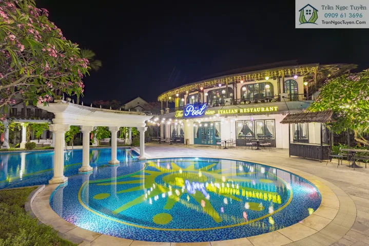 Lô biệt thự 3 tầng mặt hồ sen tại Vườn Vua Resort