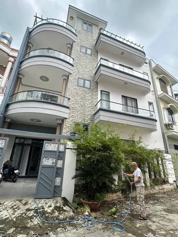 🔥 NGANG GẦN 13M – 4 TẦNG VIEW BIỂN – CHỈ 9,3 TỶ?! HIẾM NHẤT VĨNH HOÀ