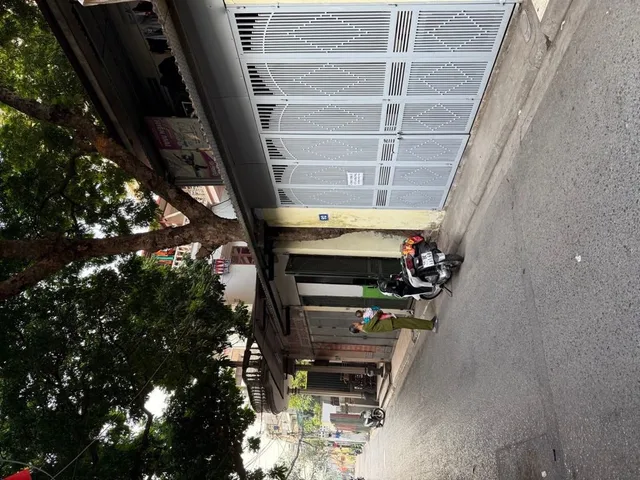 bán nhà 2T ngõ 604 Ngọc thuỵ 120 x 7m oto thông kinh doanh giá chỉ hơn 14 tỷ