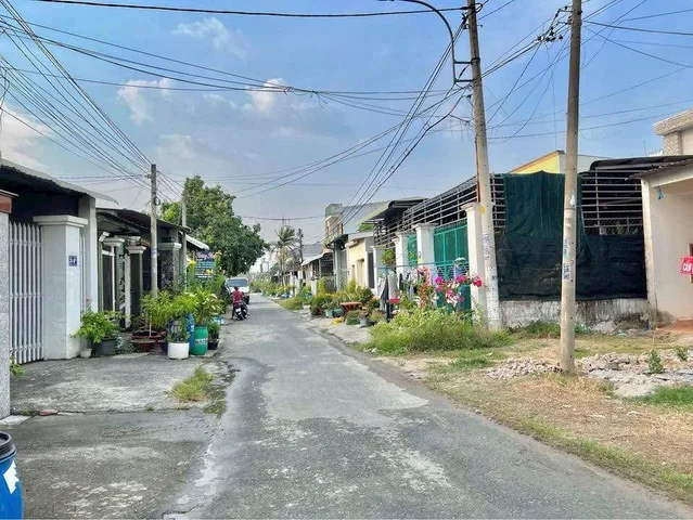 Lô duy nhất ngay Trung Lập Hạ 5x24m full thổ, khu dân cư hiện hữu, sổ riêng xây dựng ngay