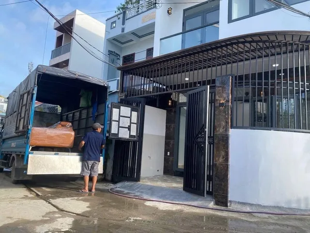 💥 BÁN NHÀ CĂN GÓC 3 TẦNG – PHƯỚC LONG, NAM NHA TRANG – GẦN BIỂN - 4,7 tỷ

Cơ hội sở hữu nhà căn góc 2 mặt thoáng, vị trí đẹp gần biển, khu dân cư đông đúc, thuận tiện ở lâu dài hoặc đầu tư.

📍 Vị trí: Phước Long – Nam Nha Trang
• Cạnh KĐT Phước Long 