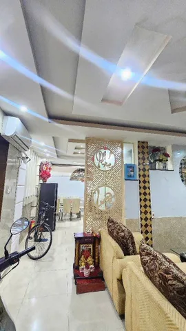 Nhà 4 Tầng VIP Tân Quy 5m Ngang 5PN SHR Hoàn Công