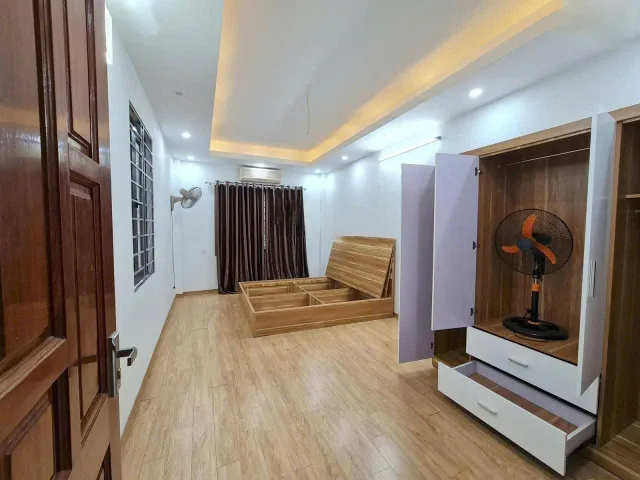 Cho Thuê Nhà Ngõ 147 Tân Mai - Hoàng Mai 30M² 4 Tầng 4 Ngủ - Giá Thuê 10,5tr