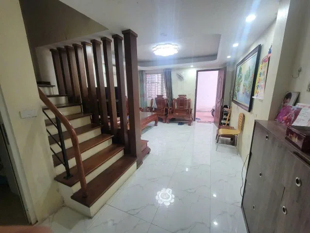 Cho Thuê Nhà Ngõ 81 Đông Ngạc - Bắc Từ Liêm 48M² 4 Tầng 4 Ngủ - Full Nội Thất - Giá Thuê 11tr