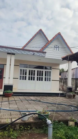 Cần bán nhà mái thái mặt tiền đường nhựa - Hòa Long (Phường Tam Long, TP.HCM)