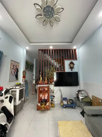 NHÀ 2 TẦNG ĐẸP NGAY TRUNG TÂM THỦ ĐỨC, PHƯỜNG TRƯỜNG THỌ . ĐƯỜNG ĐẶNG VĂN BI DT75M2; 4,5 X 15; 2 PN ; 2WC
