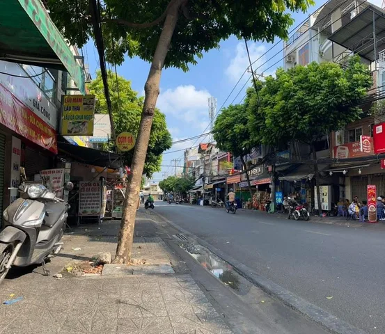 MẶT TIỀN ÂU DƯƠNG LÂN Q8. – NHÀ GIỮ TIỀN MỖI NGÀY

Mỗi sáng mở cửa… là dòng người qua lại
Mỗi tháng… tiền tự về ~25tr 💰

3.6 x 11m – 4PN – 3WC
1 trệt 1 lửng 2 lầu + sân thượng

📍 Ngay Âu Dương Lân – liền kề Dương Bá Trạc, Phạm Thế Hiển
➡️ Kết nối