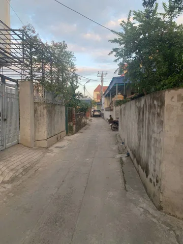 Đất Phả Lễ Thuỷ Nguyên .l/h:076.231.9990 em Thúy 
Ngõ ô tô 
Diện tích 60 m 
Gần chợ , trường học 
Giá nhô 900 tí