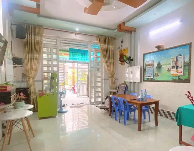 BÁN NHÀ ĐẸP SÁT TỈN.H LỘ 10 - KH.U TÊ.N LỬ.A - ÔTÔ VÀO NGỦ - 4PN - ( 5.2X16M )