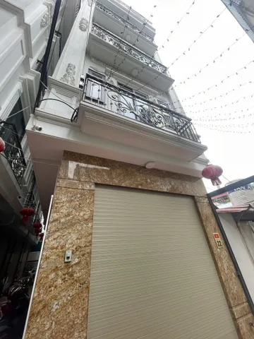 Bán nhà Thượng Thanh, Long Biên - 5 tầng xây mới - ô tô đỗ cổng - bãi gửi xe ô tô cạnh nhà