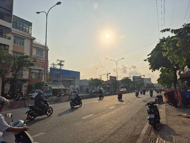 Bán nhà 2 Tầng MT Lê Trọng Tấn Tân Phú