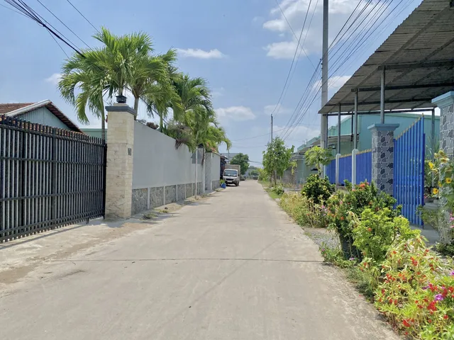 Bán đất 135m² full thổ cư, đường thông liên ấp QL1A - Giá 1.35 tỷ tại xã Lương Hòa, Tây Ninh