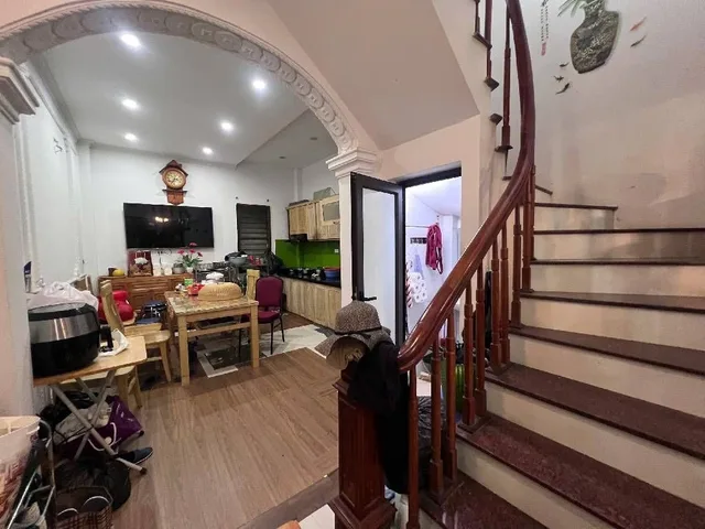 Trần Thái Tông - Xuân Thuỷ 48m, 5 tầng dân xây, thông kinh doanh, 13.2 tỷ