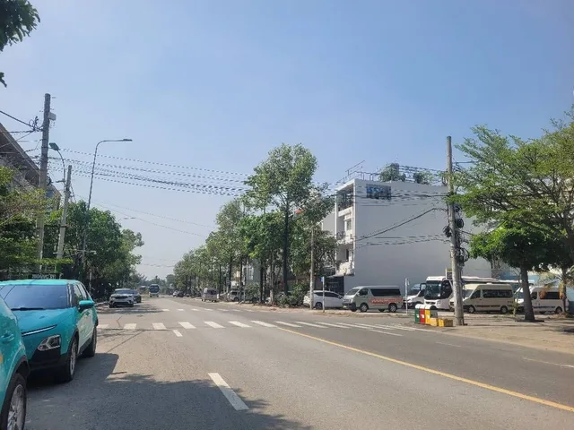 Bán nhà 4 Tầng Mặt Tiền số 1 Bình Tân