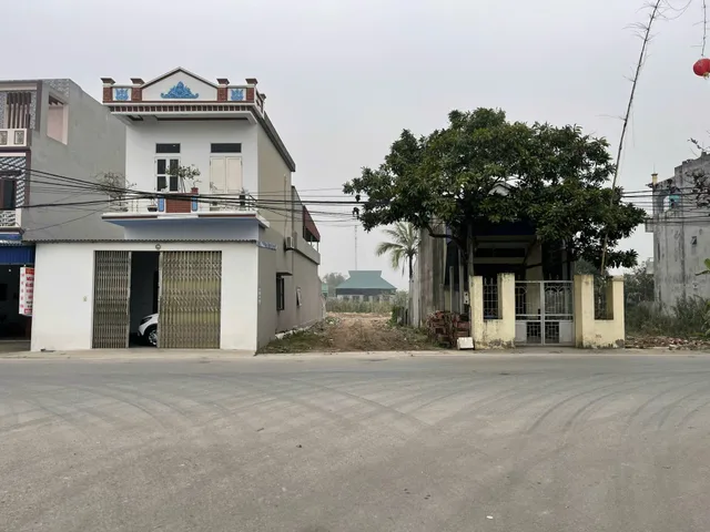 nhà cần bán lô đất do không cần dùng tới
